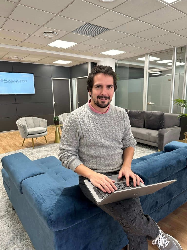 adria estañol bluegistics BY TMS